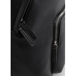 Mochila efecto piel abatanada