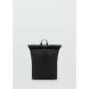 Mochila engomada cierre solapa
