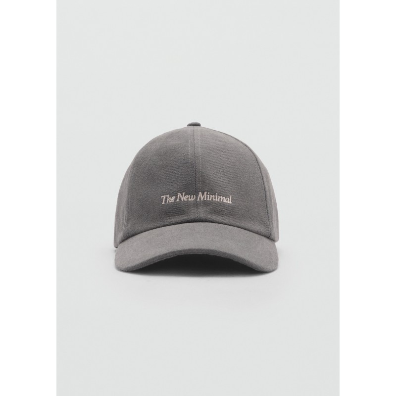 Gorra mensaje bordado